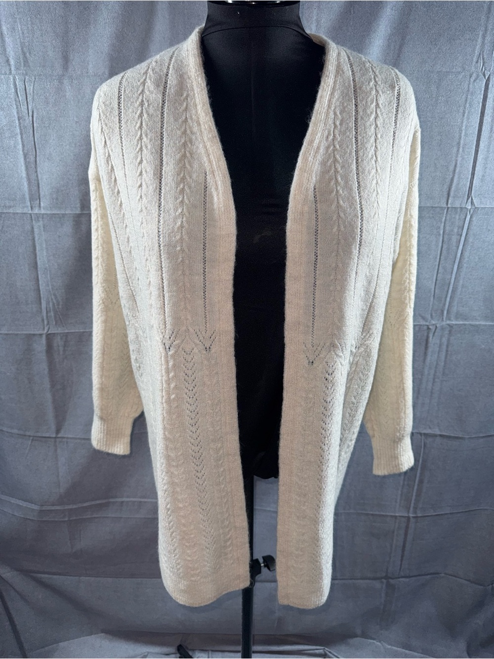 2798-Knox Rose Cream Open-Front Cable Cardigan Sweater